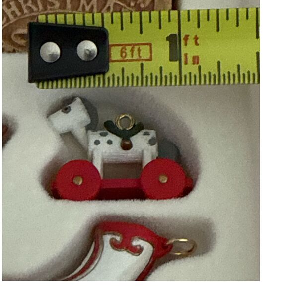 Hallmark 1992 Christmas Treasures Miniature Ornament Set Collector’s Club w/ Box - Picture 5 of 6